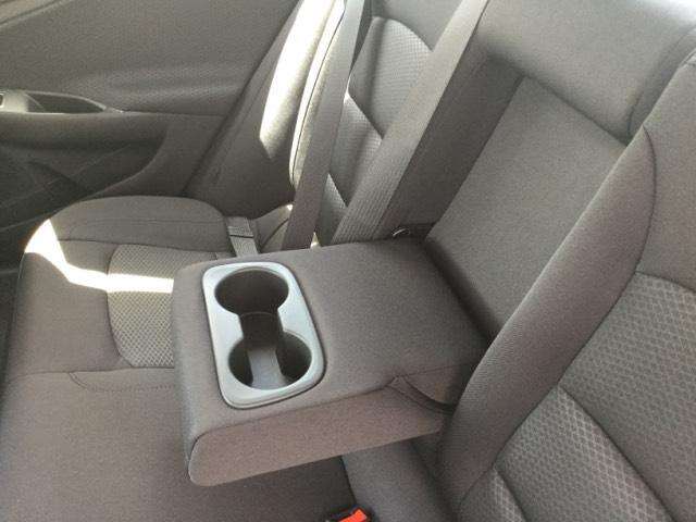 2017 Chevrolet Malibu LT 4dr Sedan